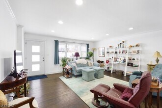 39 Park Terrace in Caldwell, NJ - Building Photo - Building Photo