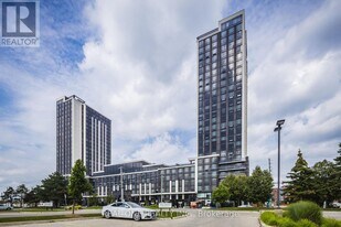 330 Phillip St in Waterloo, ON - Building Photo