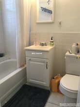 1314 Commonwealth Ave, Unit 33 in Boston, MA - Building Photo - Building Photo
