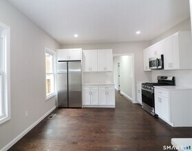 354 Beechmont Ave in Bridgeport, CT - Building Photo - Building Photo