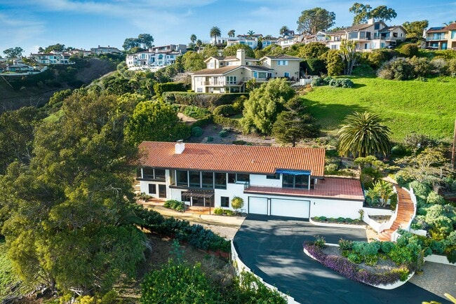 property at 449 Vista De La Playa