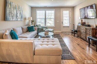 2800 Bedford Green Dr in Raleigh, NC - Foto de edificio - Building Photo