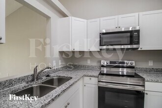 425 Long Dr in Kissimmee, FL - Building Photo - Building Photo