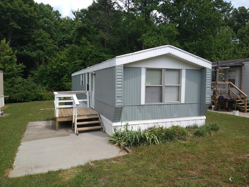 2712 Forest Edge Way in Knoxville, TN - Building Photo