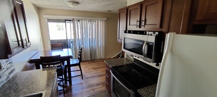 10702 E Exposition Ave in Aurora, CO - Foto de edificio - Building Photo