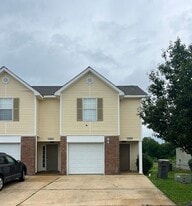 574 Kirkcauldy Dr in Starkville, MS - Building Photo