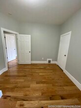203 Westville St, Unit 2 in Boston, MA - Foto de edificio - Building Photo