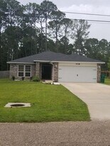 9108 Timber Ln in Navarre, FL - Building Photo