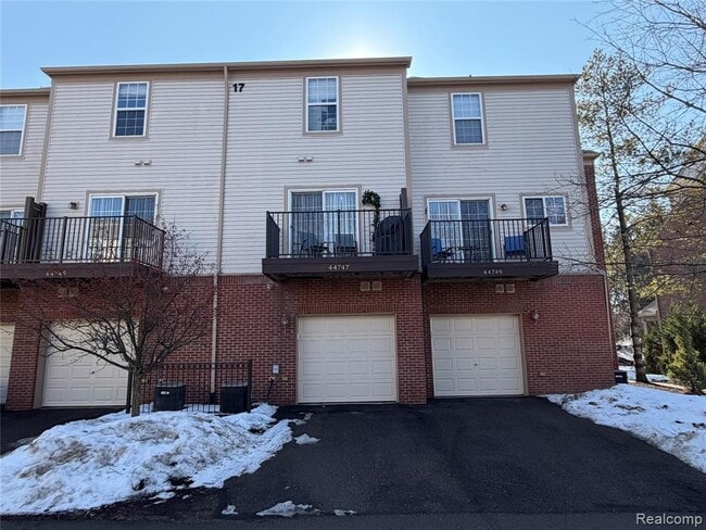 44745 Ellery Ln in Novi, MI - Building Photo - Building Photo