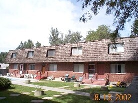 1105 S 5th St in Montrose, CO - Building Photo