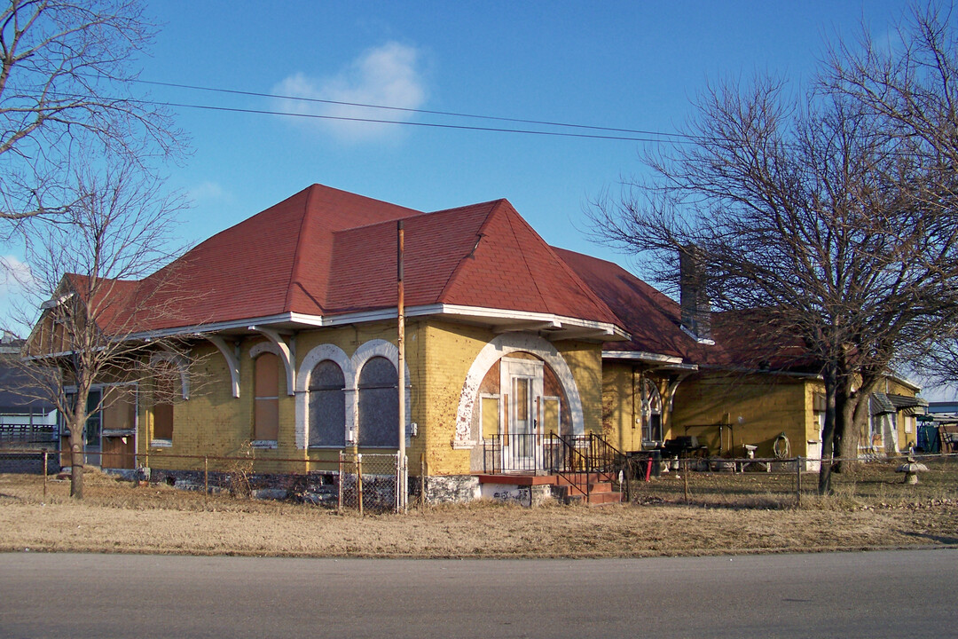 1101 Niedringhaus Ave in Granite City, IL - Foto de edificio