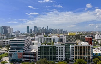 Wynwood Plaza Residences in Miami, FL - Building Photo - Building Photo