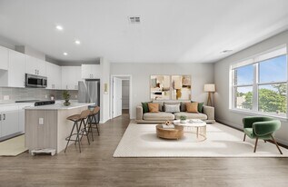 Alta French Hill in Marlborough, MA - Building Photo