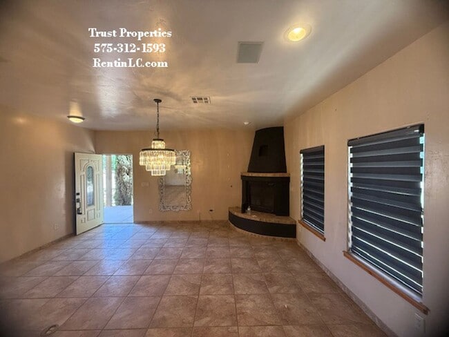 274 Wall Ave in Las Cruces, NM - Building Photo - Building Photo