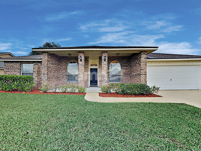 2492 Glenfield Dr in Green Cove Springs, FL - Foto de edificio - Building Photo