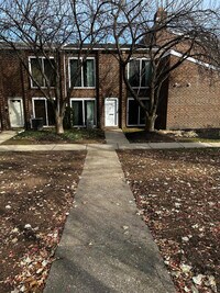 9001 Ridge Ave photo'