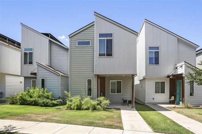 property at 801 N Bluff Dr