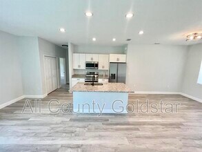 7137 Benson St in Englewood, FL - Building Photo - Building Photo