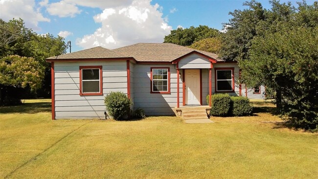 15585 TX-36 in Gatesville, TX - Building Photo - Building Photo