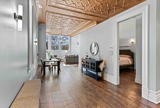 1400 W Chestnut St in Chicago, IL - Building Photo - Building Photo