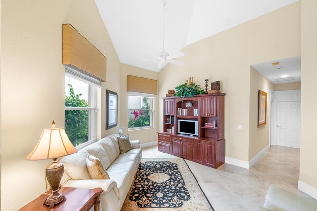 16850 Colchester Ct in Delray Beach, FL - Building Photo - Building Photo