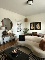 1116 Poplar Ave in Memphis, TN - Building Photo