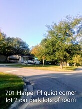 701 Harper Pl in Lady Lake, FL - Building Photo - Building Photo