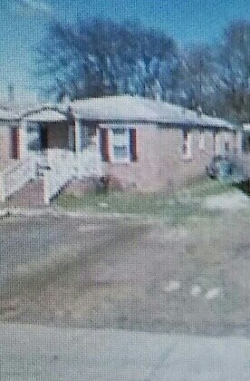 2104 Catherine Simmons Ave in Charlotte, NC - Building Photo