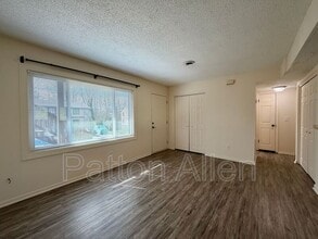 23 Dawnwood Cir in Asheville, NC - Building Photo - Building Photo