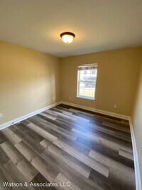 106 Sycamore Dr photo'