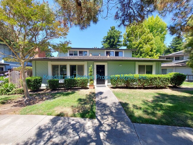 property at 1121 Sutherland Ln