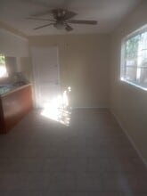 4109 Live Oak St in Cudahy, CA - Building Photo - Building Photo