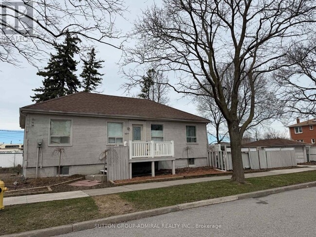 property at 4077 Dufferin St