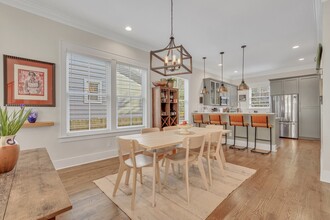 217 W 33rd St in Savannah, GA - Building Photo - Building Photo