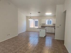 7856 S Baja Stone Ave in Tucson, AZ - Building Photo - Building Photo