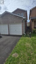 40 Brookmill Dr in Vaughan, ON - Building Photo - Building Photo