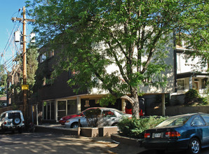 Aapartel Apartments in Denver, CO - Building Photo - Building Photo