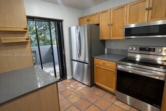 980 NW N River Dr in Miami, FL - Building Photo - Building Photo