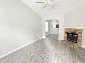 3910 Gaffney Loop in Tallahassee, FL - Building Photo - Building Photo