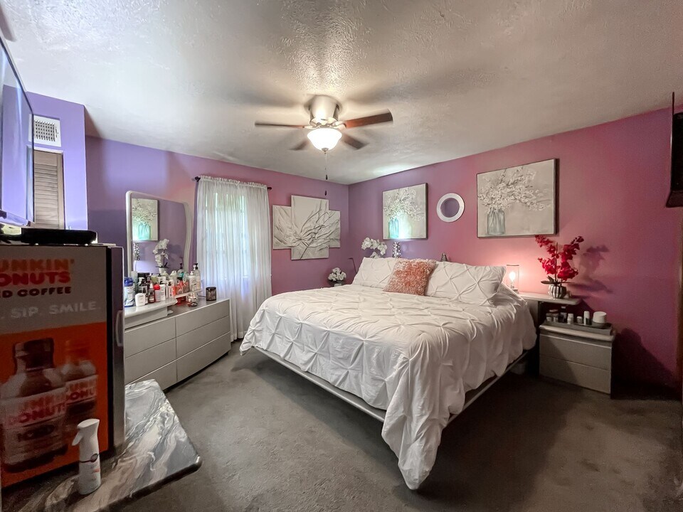 Niles Executive Apartments in Niles, OH - Building Photo