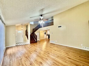 8105 Baylark Dr in Corpus Christi, TX - Building Photo - Building Photo