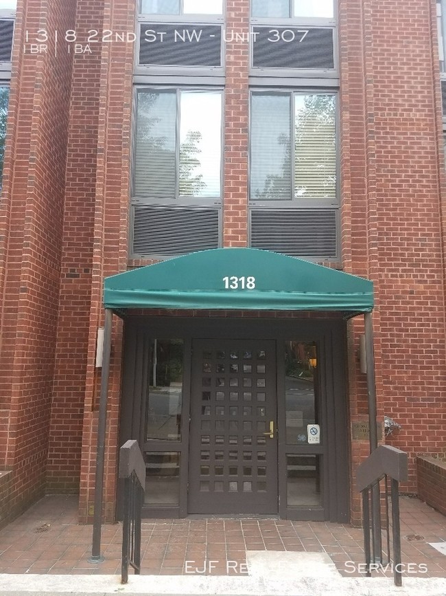 1318 22nd St NW-Unit -Unit 307 in Washington, DC - Building Photo - Building Photo