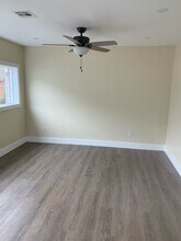 228 Stoney Mountain Rd, Unit D in Hendersonville, NC - Building Photo - Building Photo