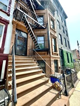 155 Stuyvesant Ave in Brooklyn, NY - Building Photo - Building Photo