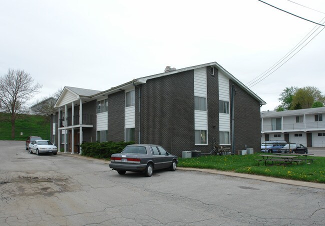 2304 Lincoln Rd in Bellevue, NE - Building Photo - Building Photo