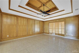 20 S Cynthia St in McAllen, TX - Building Photo - Building Photo