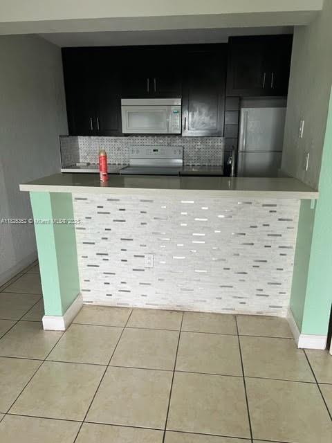 4400 W 16th Ave in Hialeah, FL - Building Photo - Building Photo