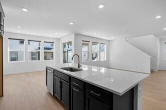 11556 Amplify Cir in Lone Tree, CO - Building Photo - Building Photo