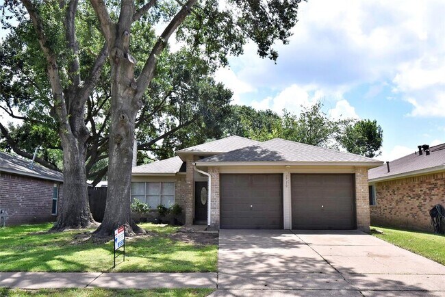 property at 2910 Walnut Springs Dr