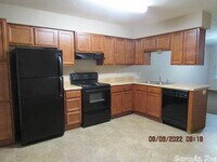 1161 Spencer St photo'